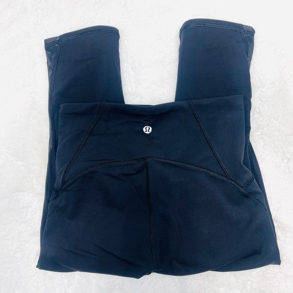 lululemon athletica Pants - LULULEMON Wunder Under Solid Black Crop Side Mesh Leggings Size 4